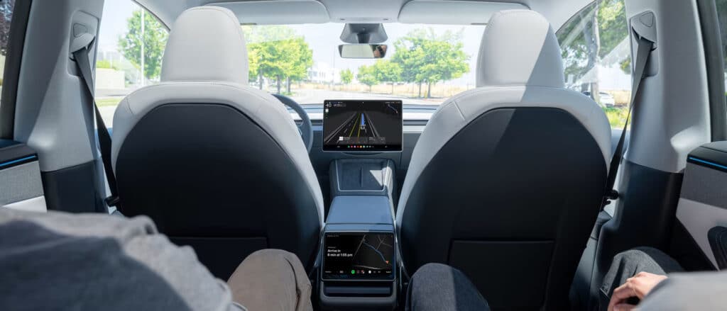 eods economy waymo robotaxi cybertaxi tesla3 1